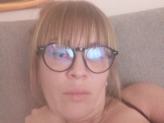  Blondtoy