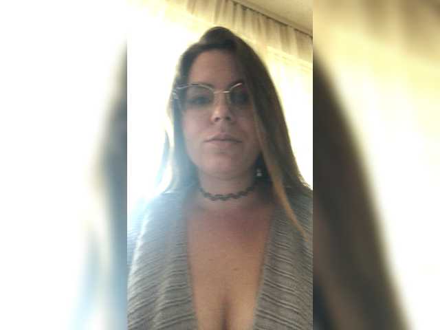  Curvedgirl