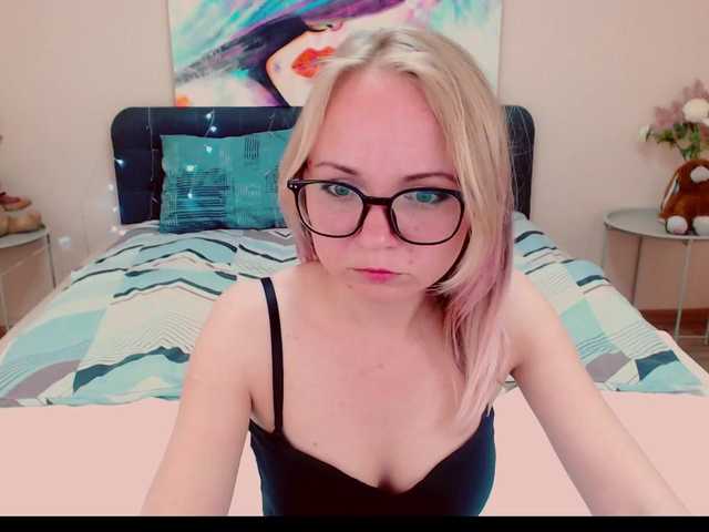  DameliaGli
