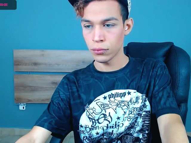  DamianHuge