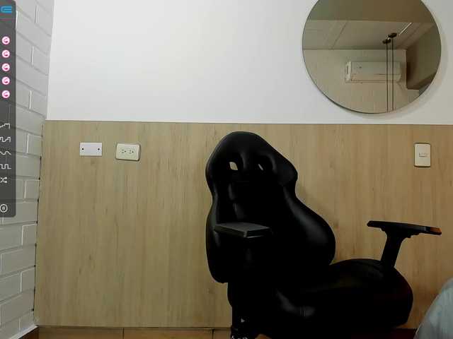 EmmaQuiinn