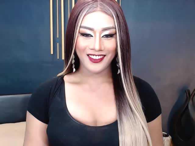  HOTcumGoddess