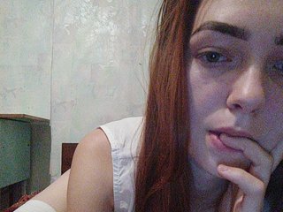  HornyJuliah