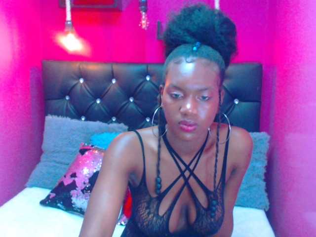  JazmiinBrown