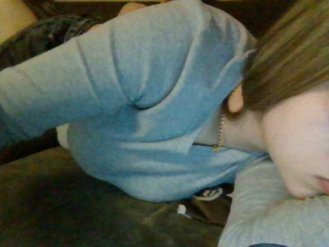 Kissmypussy69