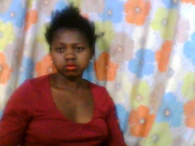  KitanaHot