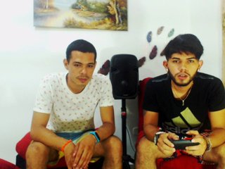  Max-JustinBoy