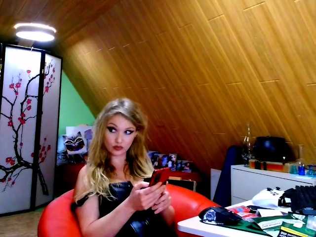  NaughtyNatli