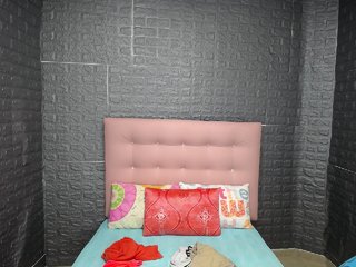  PinkBoy20