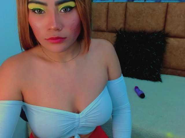  QUEENELECTRA