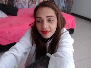  SamantaHorny1