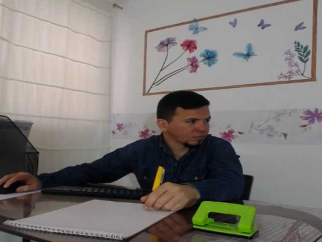  SofyAndAlejo