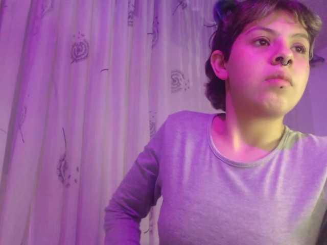  Zoe-0011