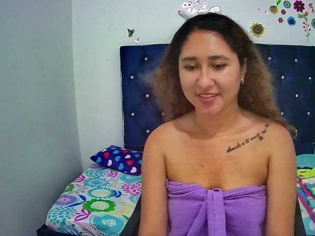  pamelahot2