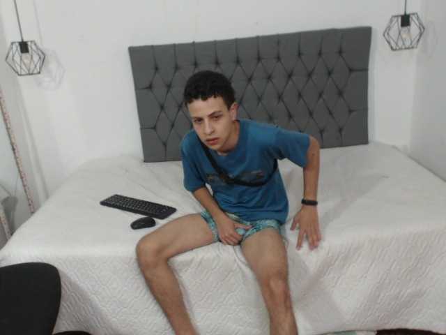  saham-twink