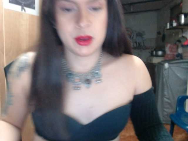  sexyscarlet